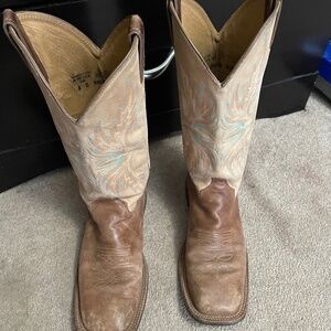 Justin Boots Size 8B